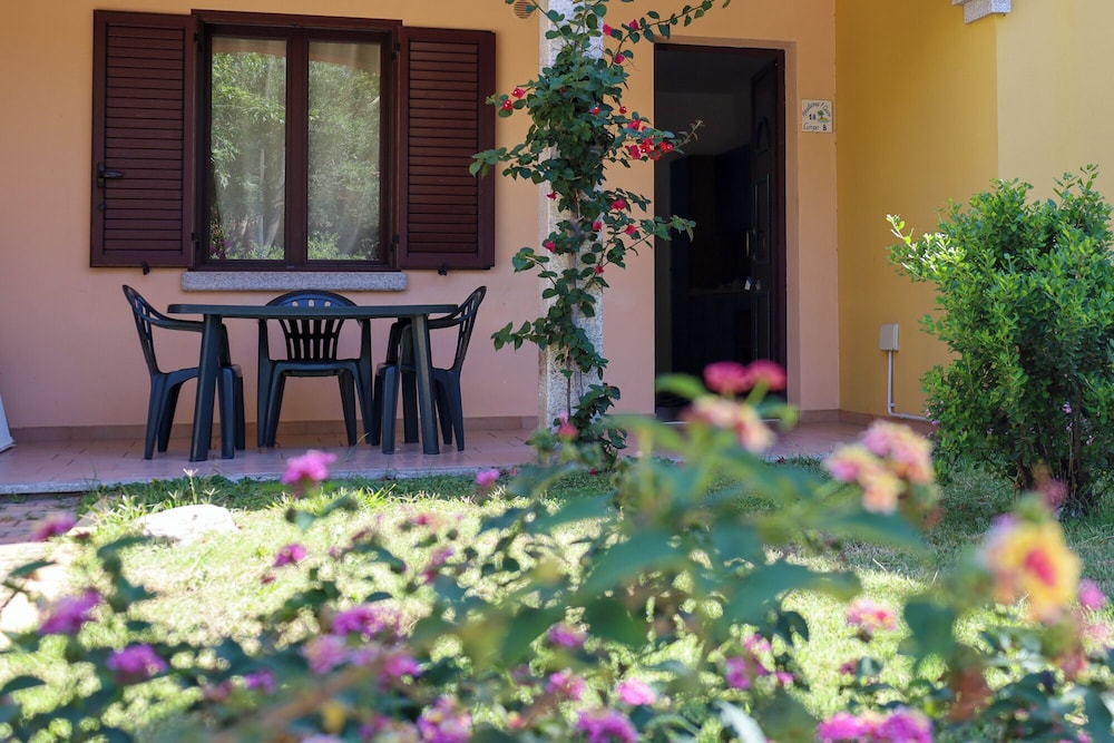 

Bologna - Budoni - Residence Oasi Anfiteatro