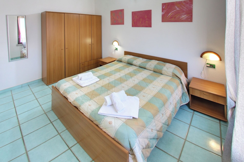 

Milano - Budoni - Residence Oasi Anfiteatro