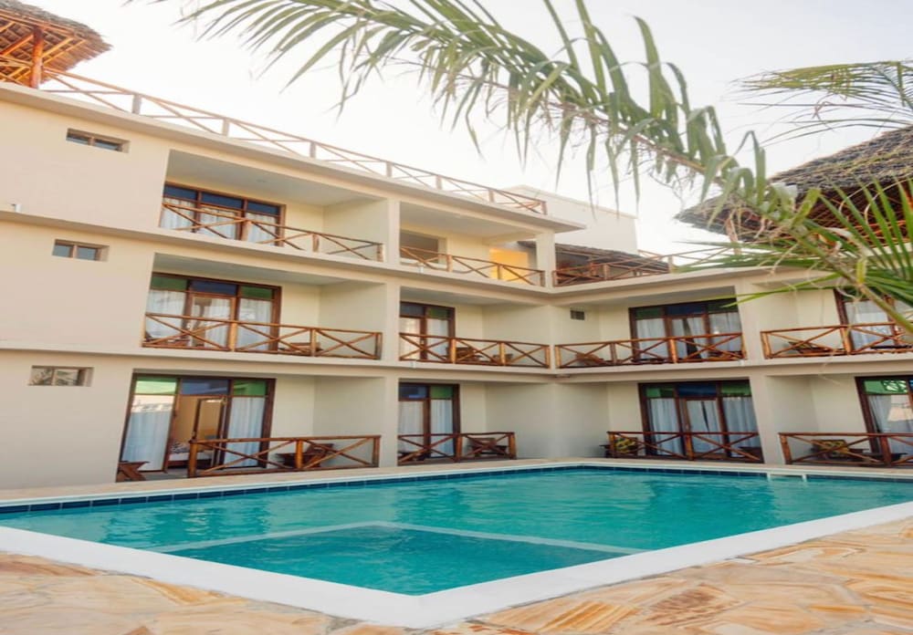 

Milano - Kendwa - Ocean Breeze Hotel