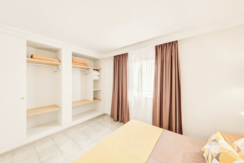

Venezia - Camp de Mar - Apartamentos Vista Club