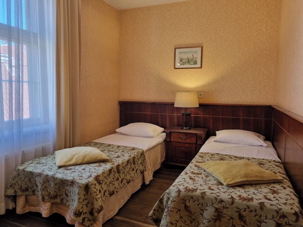 

Bologna - Tallinn - Taanilinna Hotell