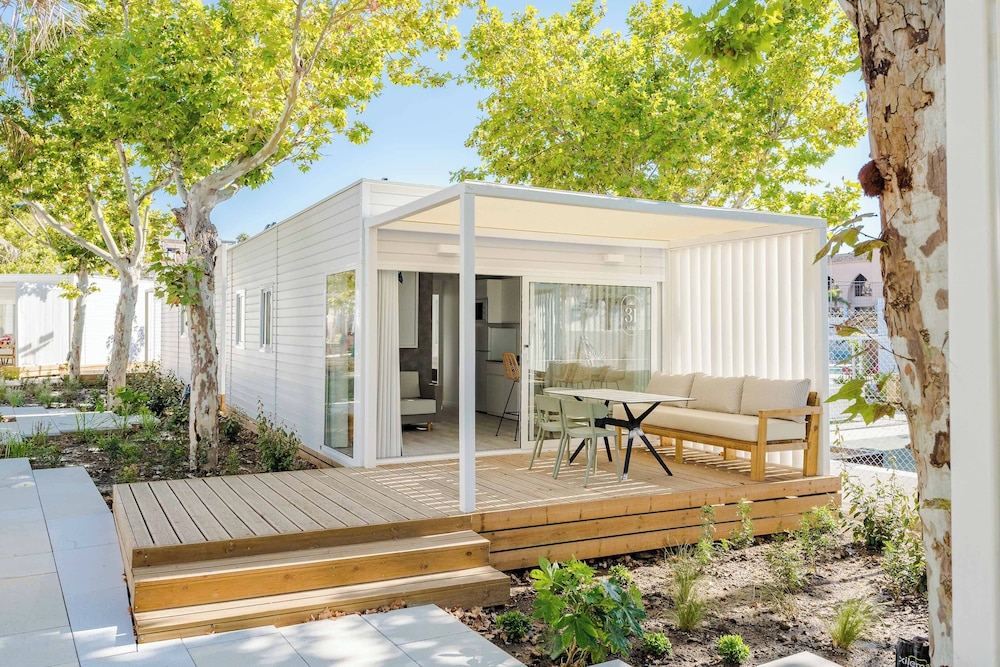 

Venezia - La Cala de Mijas - Costa del Sol Glamping Village
