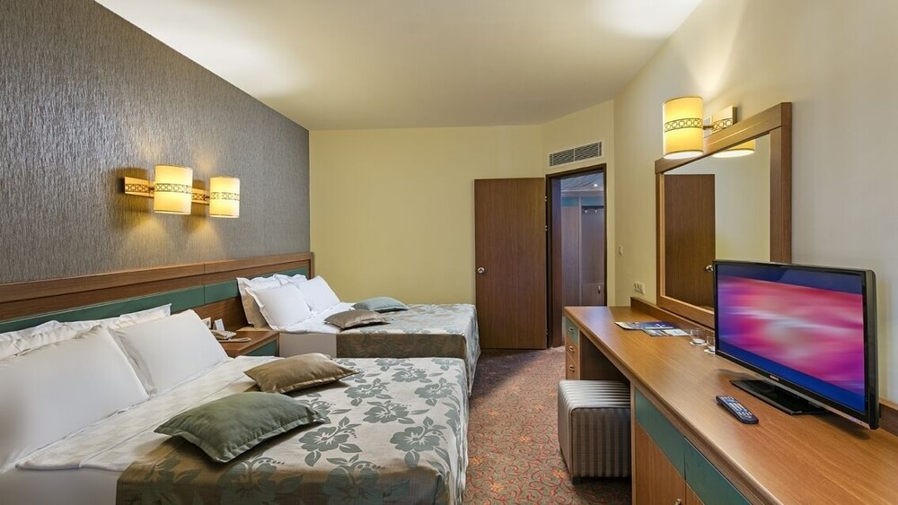 

Venezia - Turkler - Özkaymak İncekum Resort Hotel