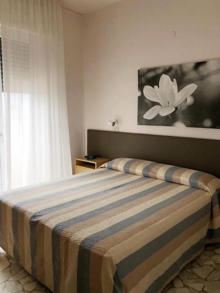 

Reggio Calabria - Viareggio - Hotel Bencista