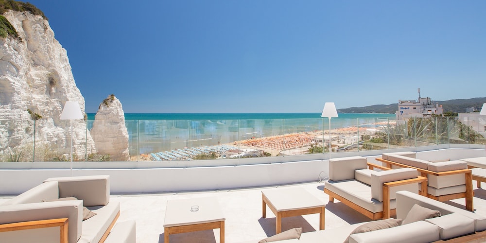 

Verona - Vieste - Hotel Falcone