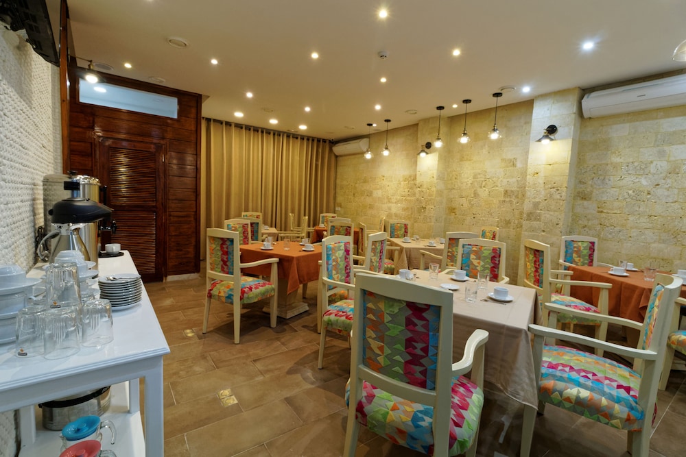 

Bari - Tunisi - Hotel Roma Tunis