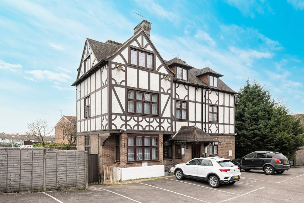 

Firenze - Londra, Aeroporto di London Gatwick - Barrington Lodge