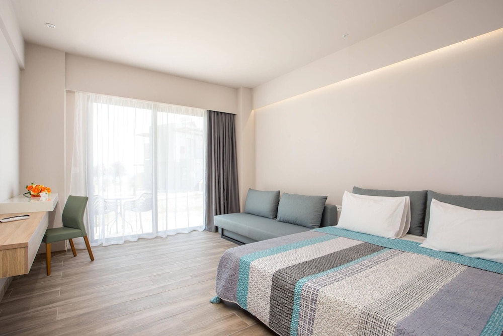 

Bologna - Gennadi - Ampelia Sea Side Resort