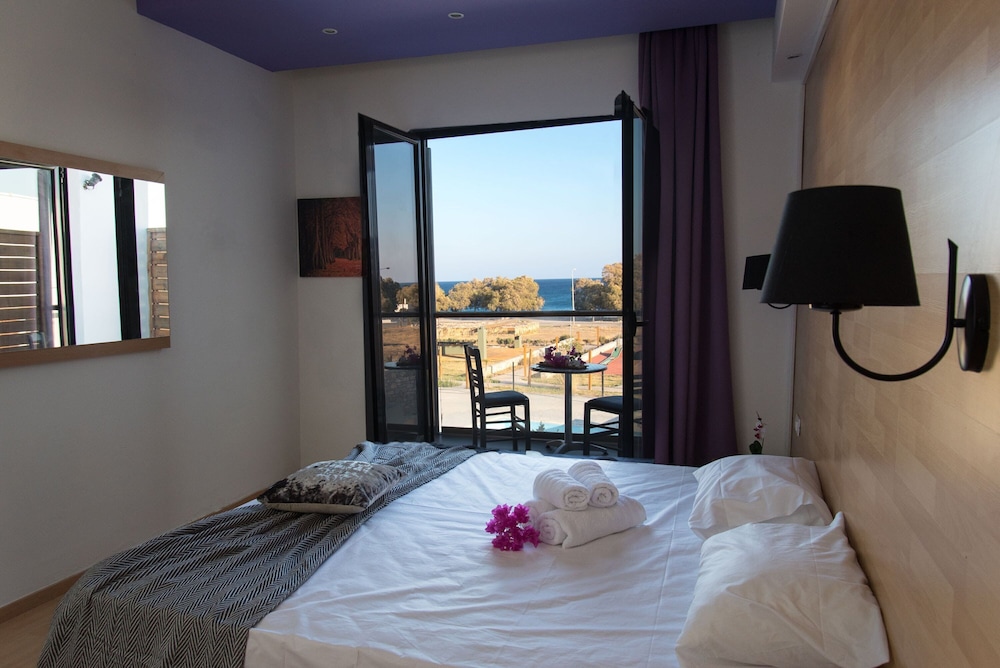 

Bari - Gennadi - Ampelia Sea Side Resort