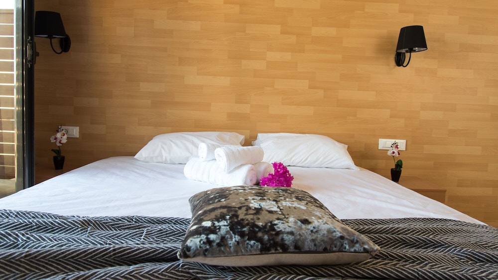

Firenze - Gennadi - Ampelia Sea Side Resort