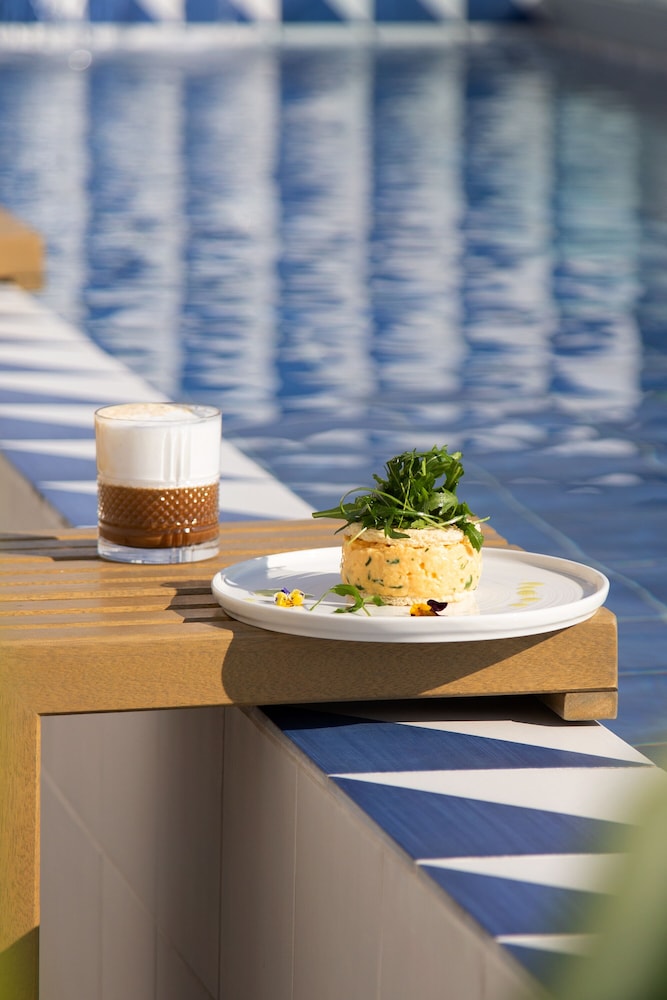 

Venezia - Kiotari - Ampelia Sea Side Resort