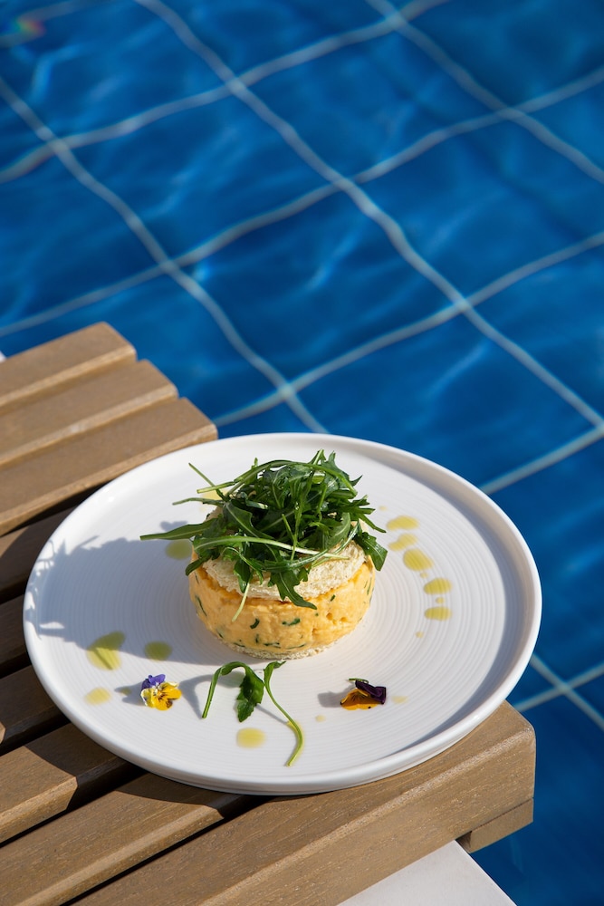 

Bologna - Lakhania - Ampelia Sea Side Resort
