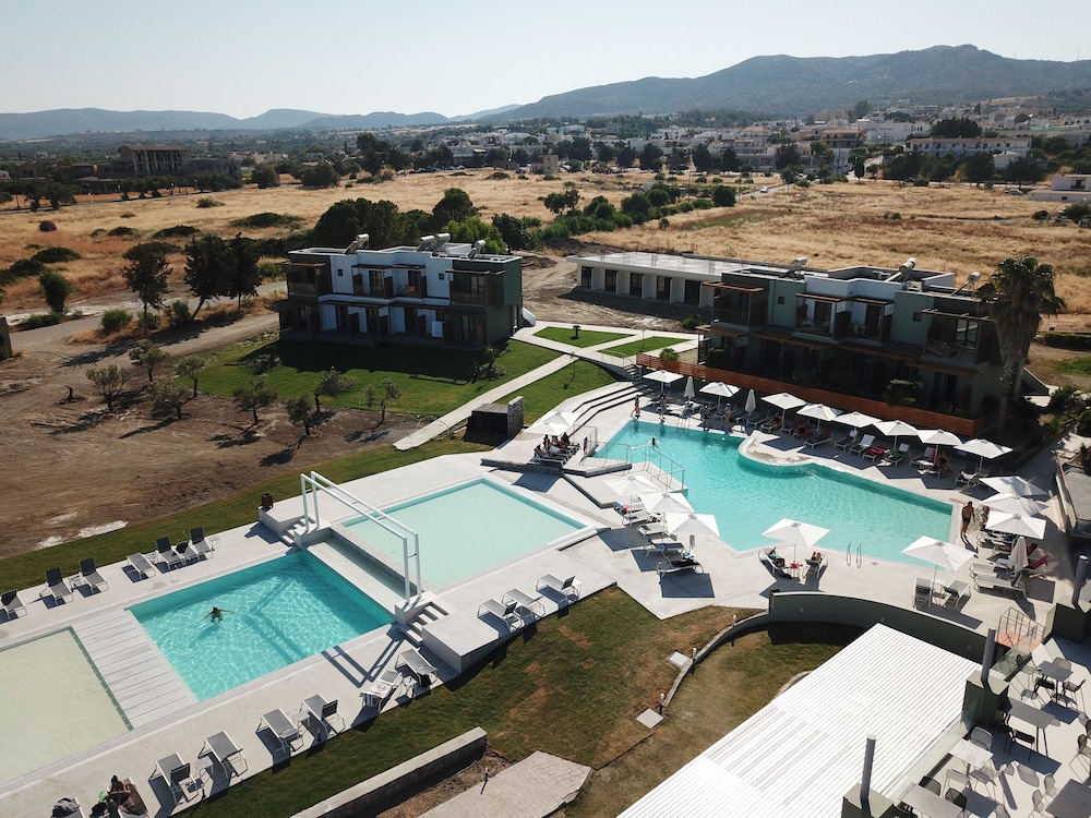 

Pisa - Kiotari - Ampelia Sea Side Resort