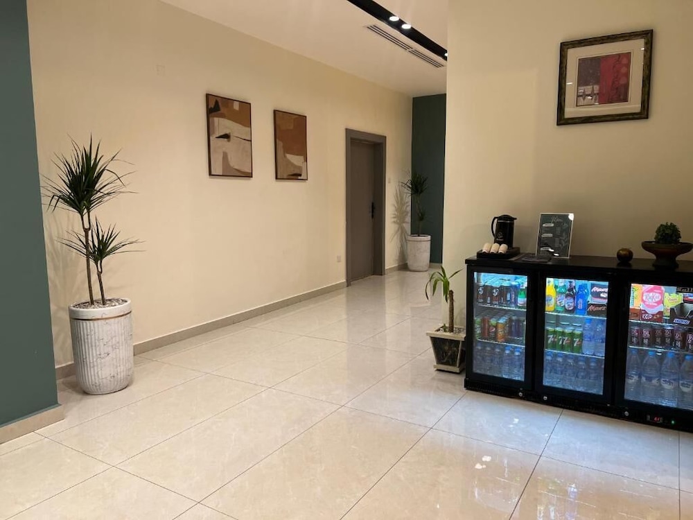 

Bologna - Aqaba - Sky Hotel