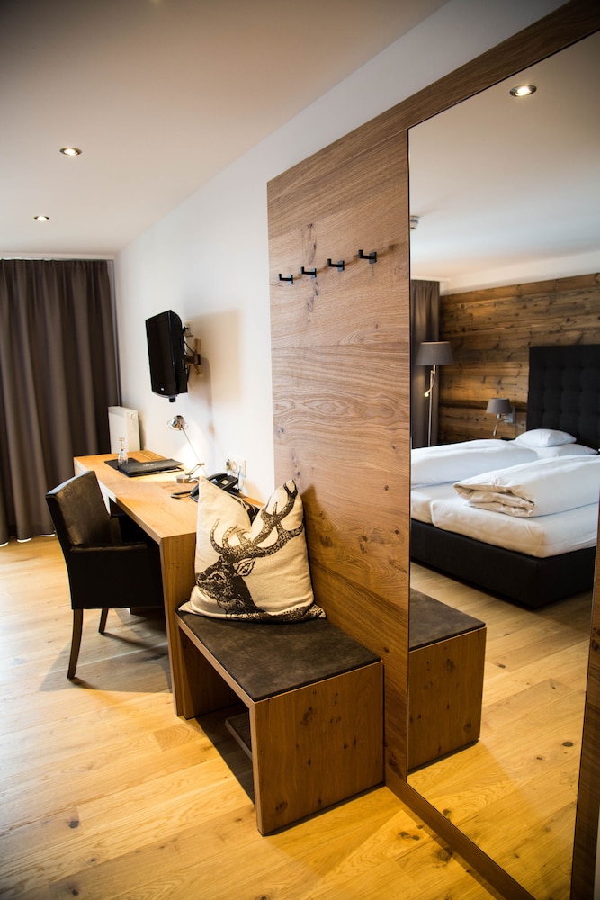 

Milano - Ehrwald - Der grüne Baum Hotel