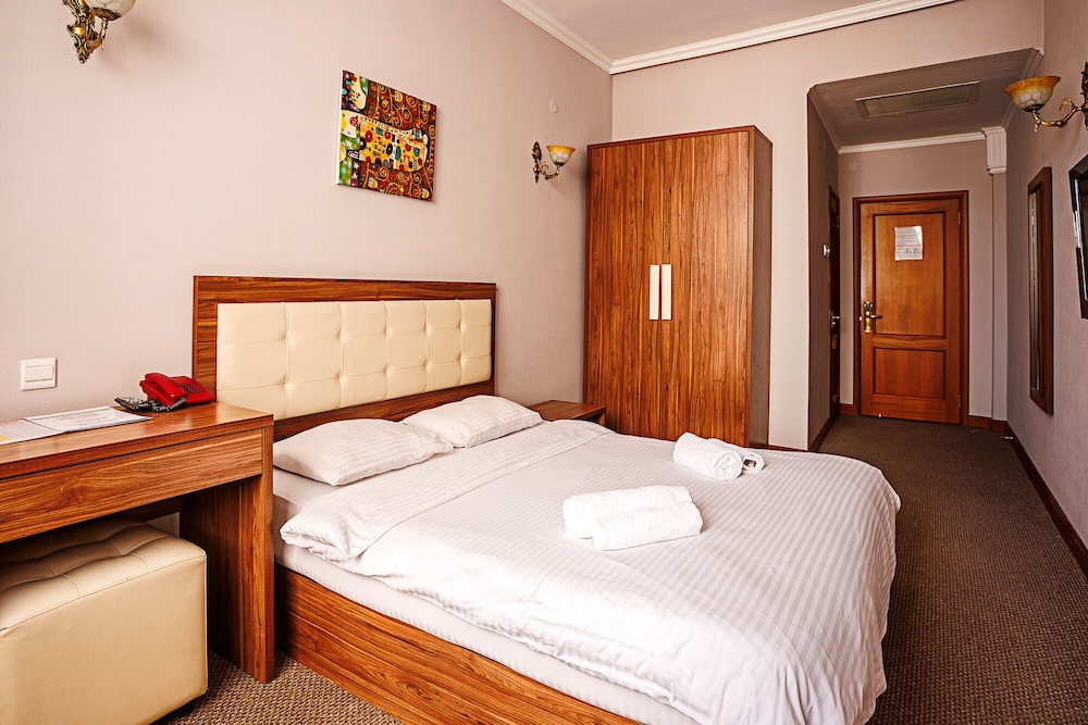 

Milano - Nur-Sultan (Astana) - Korsar hotel