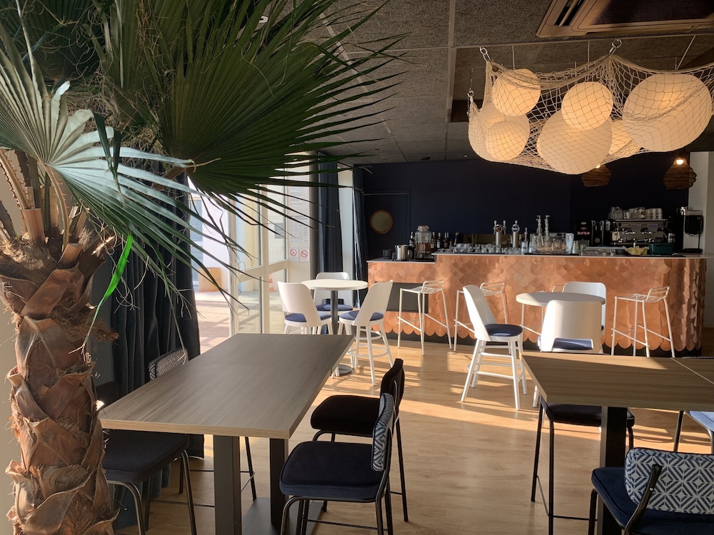 

Milano - Camaret-sur-Mer - L'Escale Marine, The Originals Relais