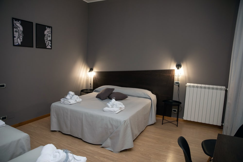 

Milano - Patti - Hotel Marconi