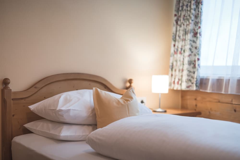 

Roma - Valdaora - Hotel Bad Salomonsbrunn