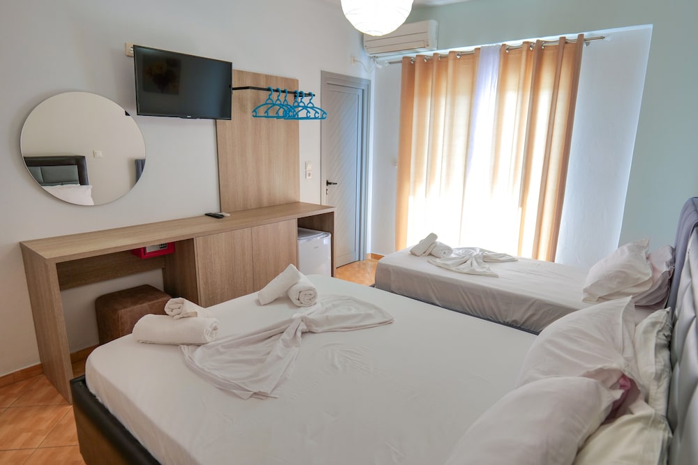 

Cagliari - Ksamil - Hotel Driloni