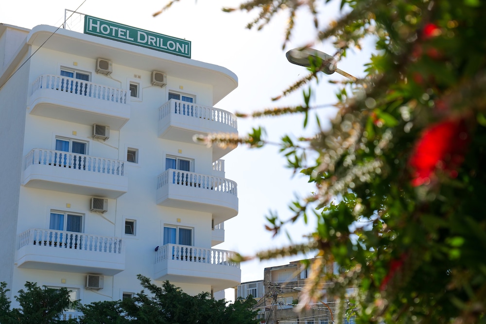 

Venezia - Ksamil - Hotel Driloni