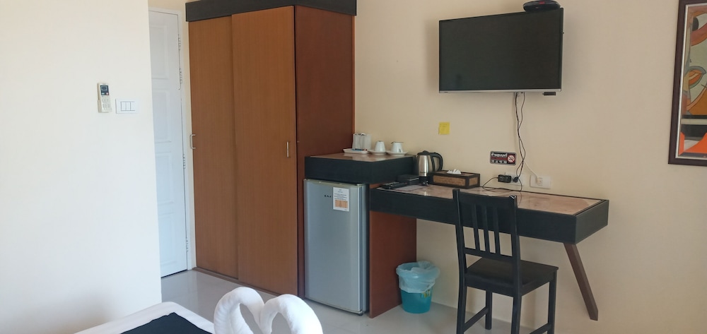 

Roma - Kathu - Island Patong Beachfront Apartments