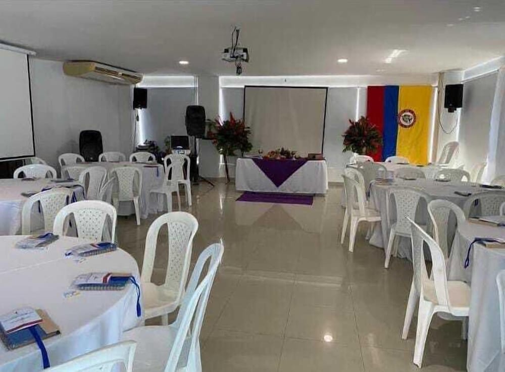 

Roma - Cartagena de Indias - Hotel Altamar