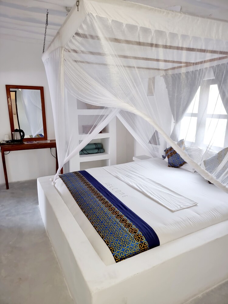 

Milano - Dongwe - Blue Palm Zanzibar
