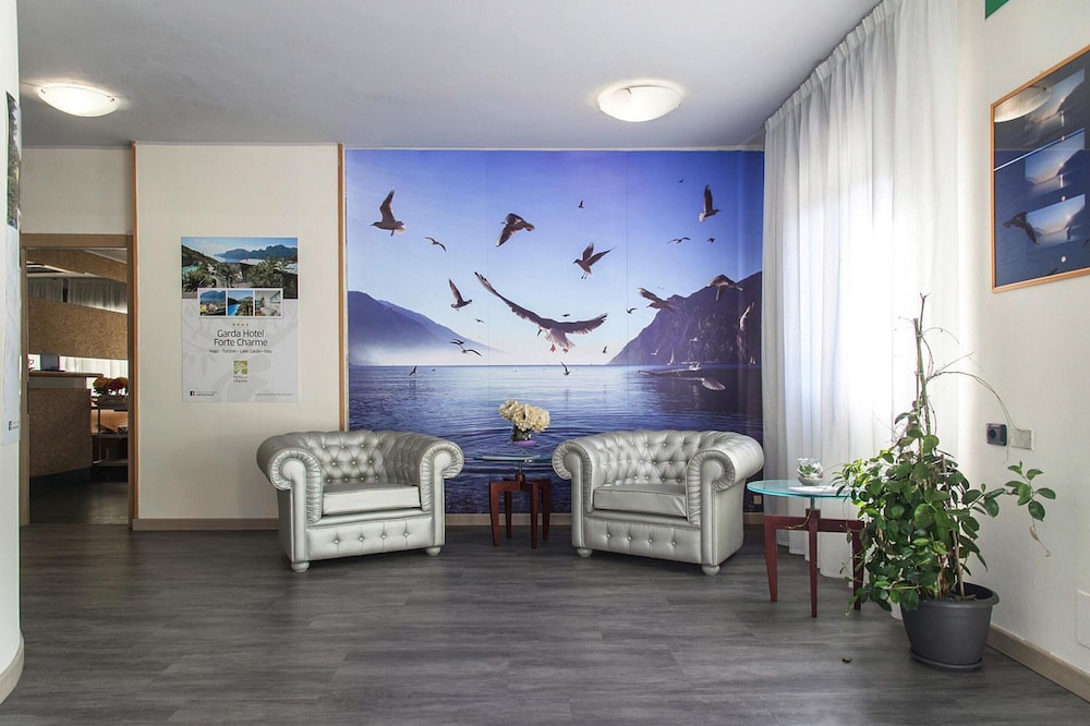 

Bari - Lago di Garda, Laghi Italia - Residence Monica