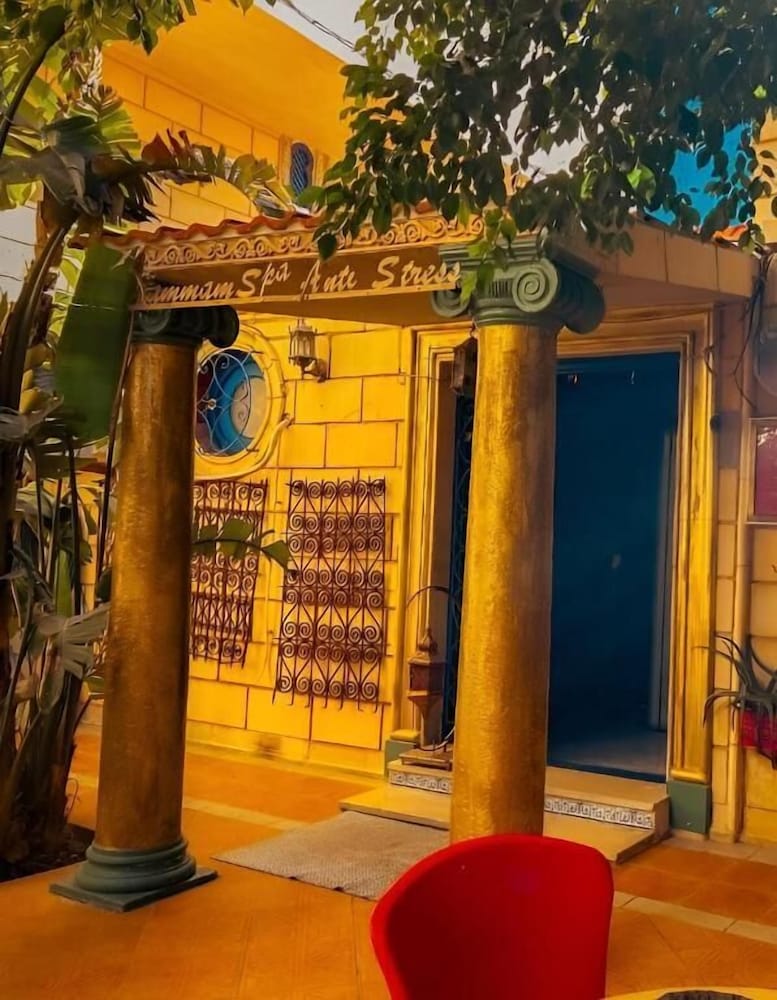 

Milano - Monastir, Tunisia - Hammam Antistress