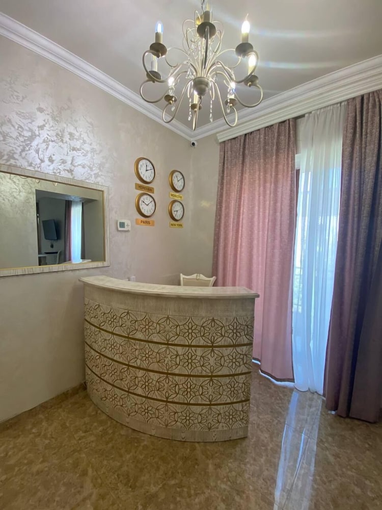 

Milano - Yerevan - Homestay Hotel
