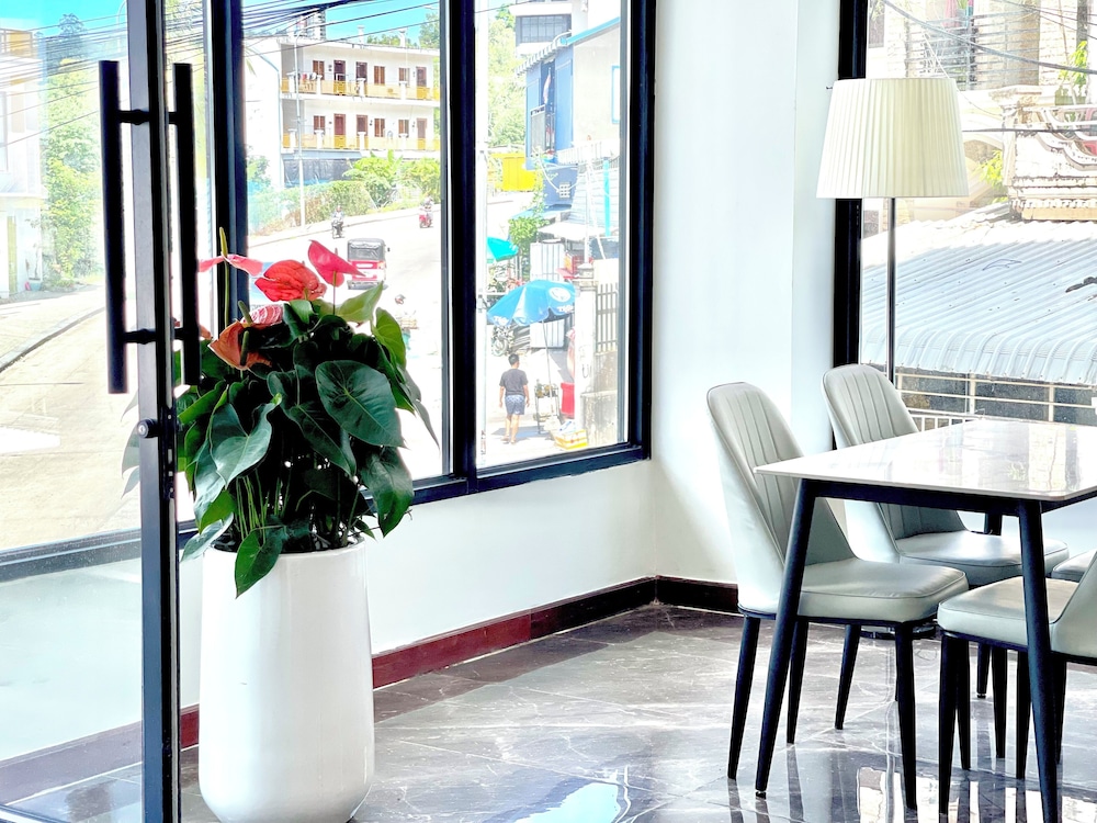 

Milano - Sihanoukville - SKY HOTEL Sihanoukville