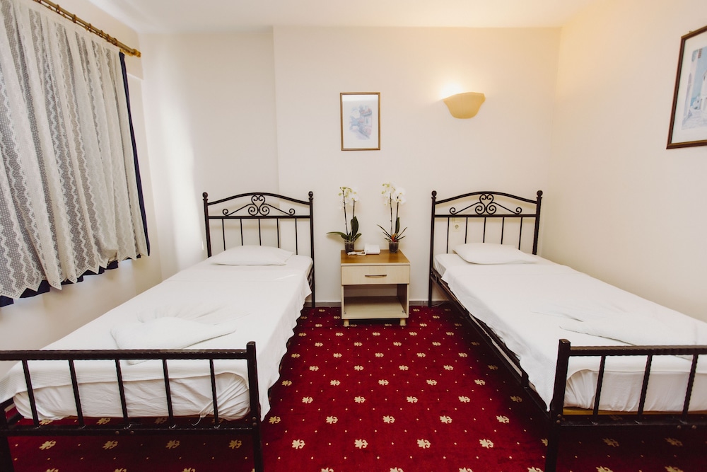 

Roma - Dalaman - Ozalp Han Hotel