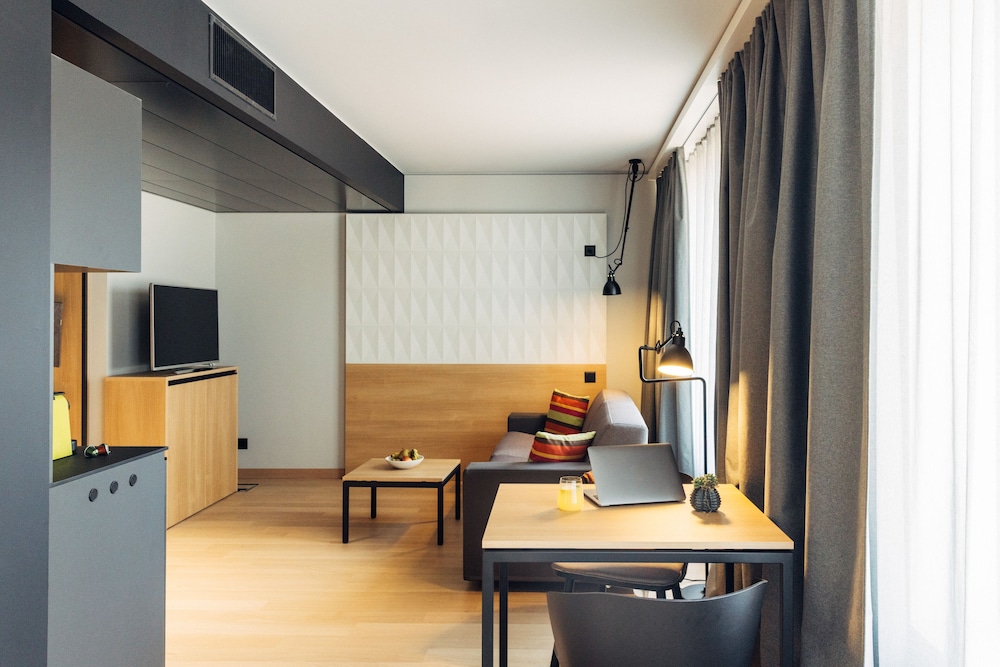 

Bari - Berna - harry's home Bern-Expo