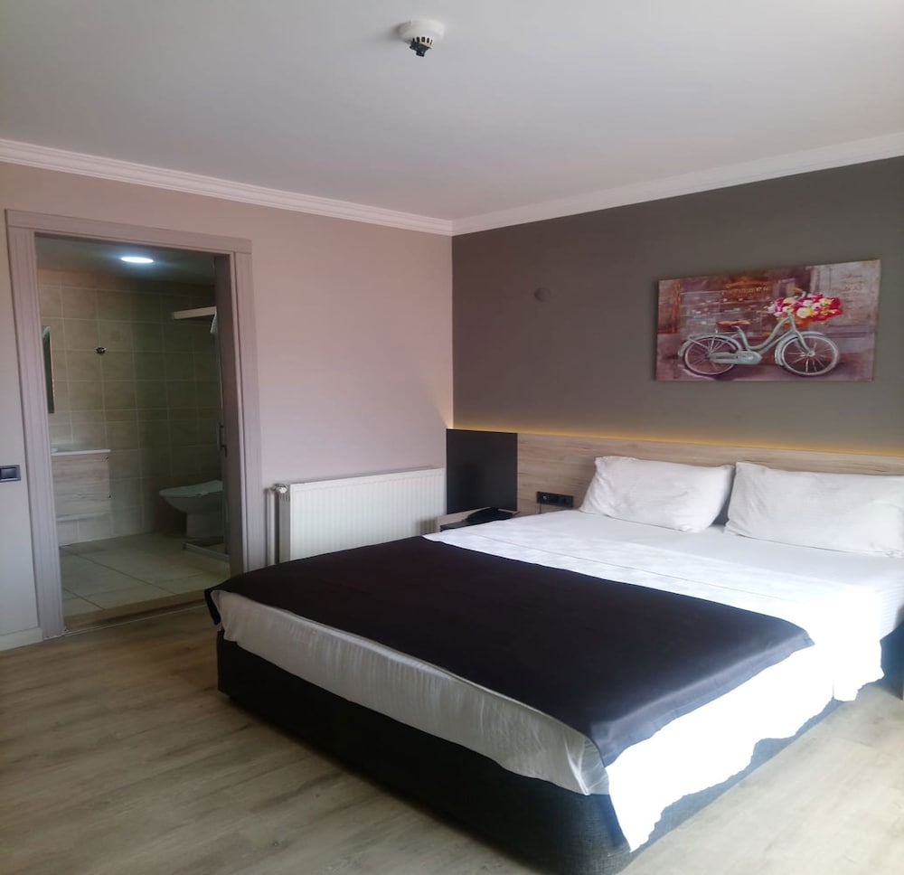 

Milano - Çeşme - Grand Faik Hotel