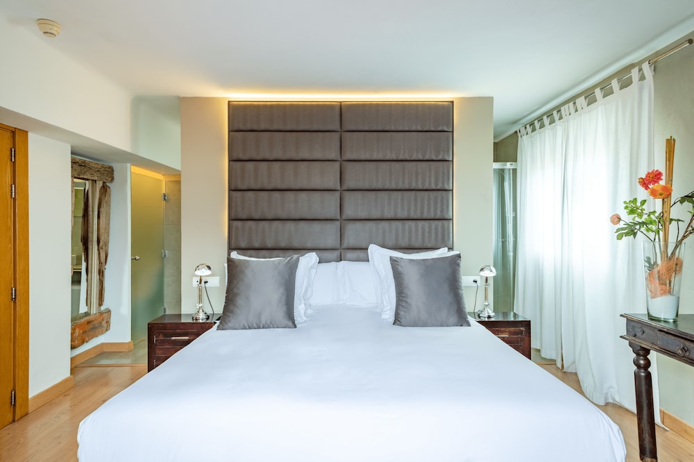 

Brindisi - Talamanca - Hostal Parque Ibiza