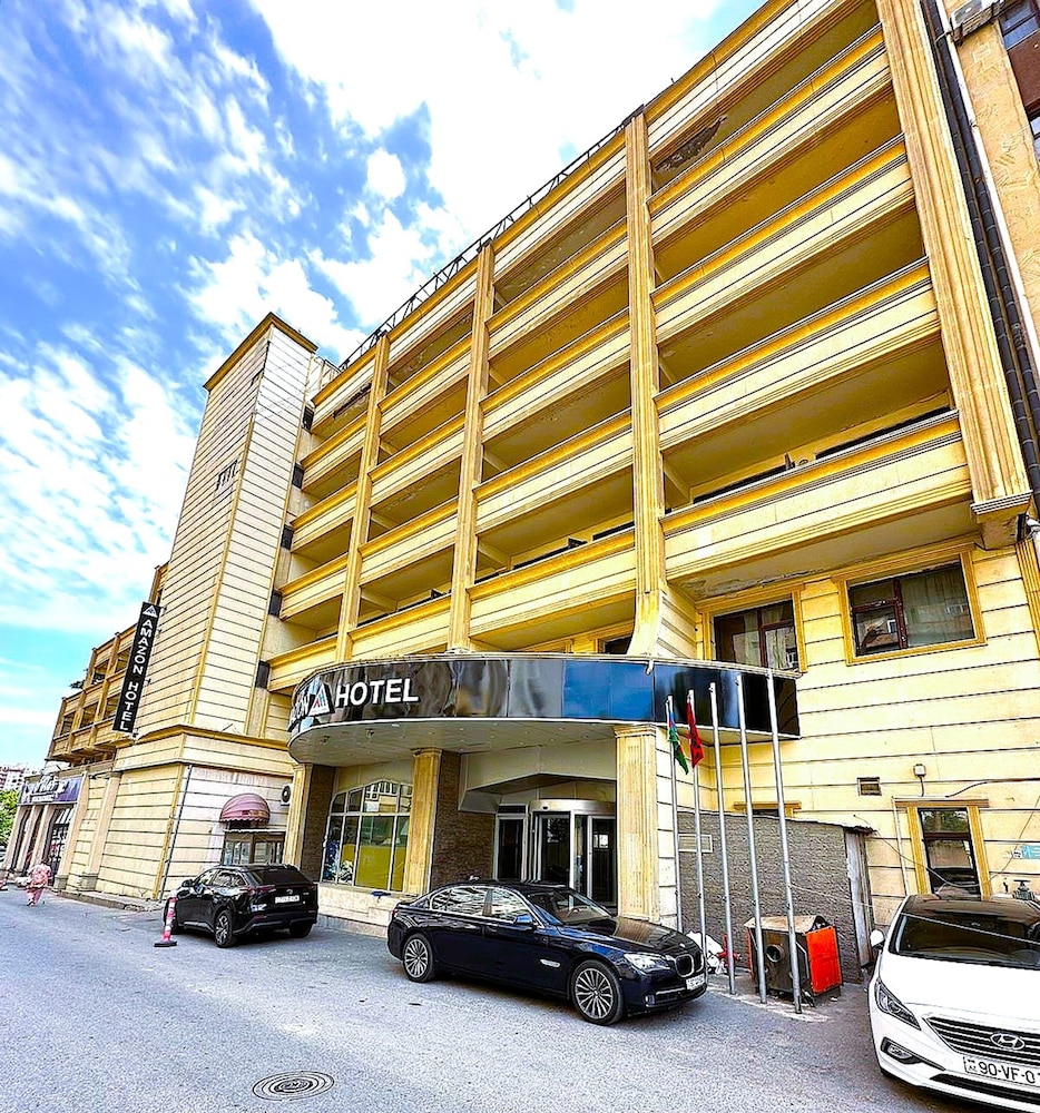 

Milano - Baku - Amazon Hotel Baku