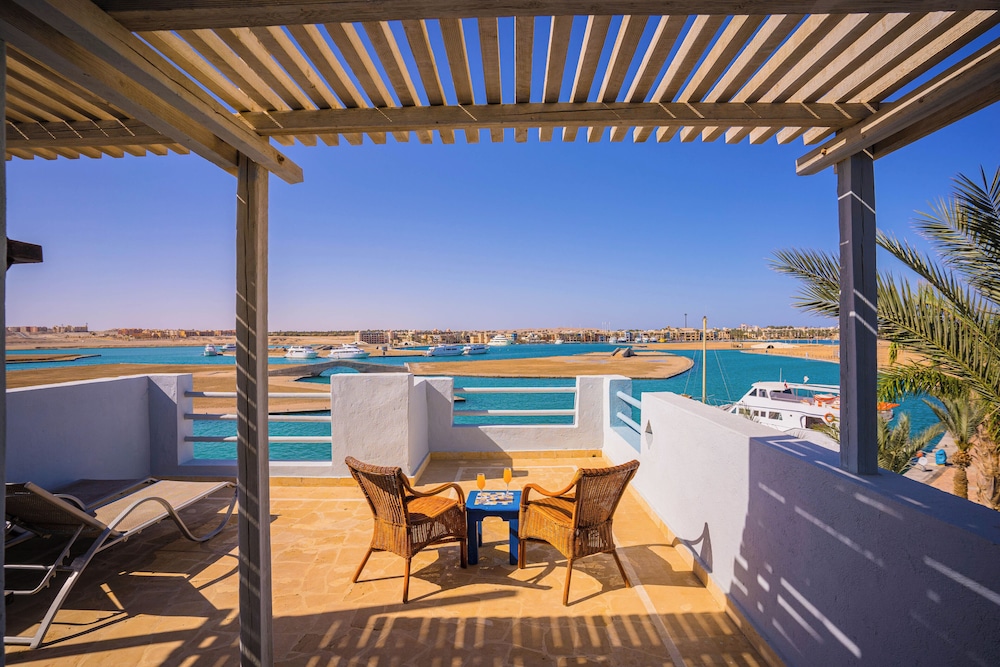 

Catania - Coraya Bay - Marina Lodge at Port Ghalib