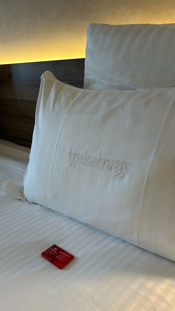 

Verona - Bruges - Hotel Restaurant Weinebrugge