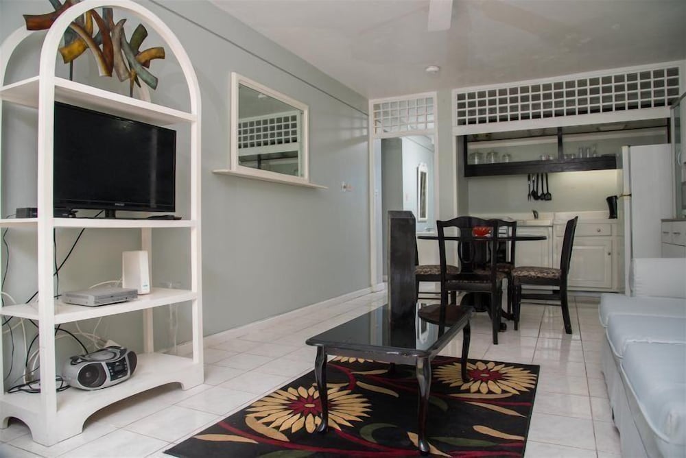 

Milano - Ocho Rios - Fisherman's Point Apartments