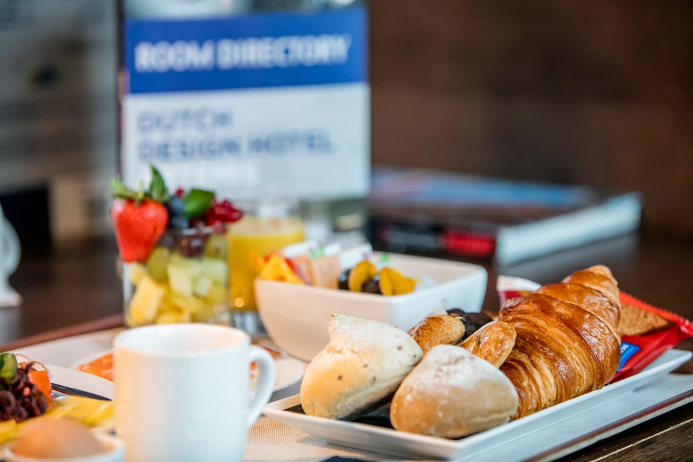

Bologna - Zwanenburg - Hotel Artemis Amsterdam