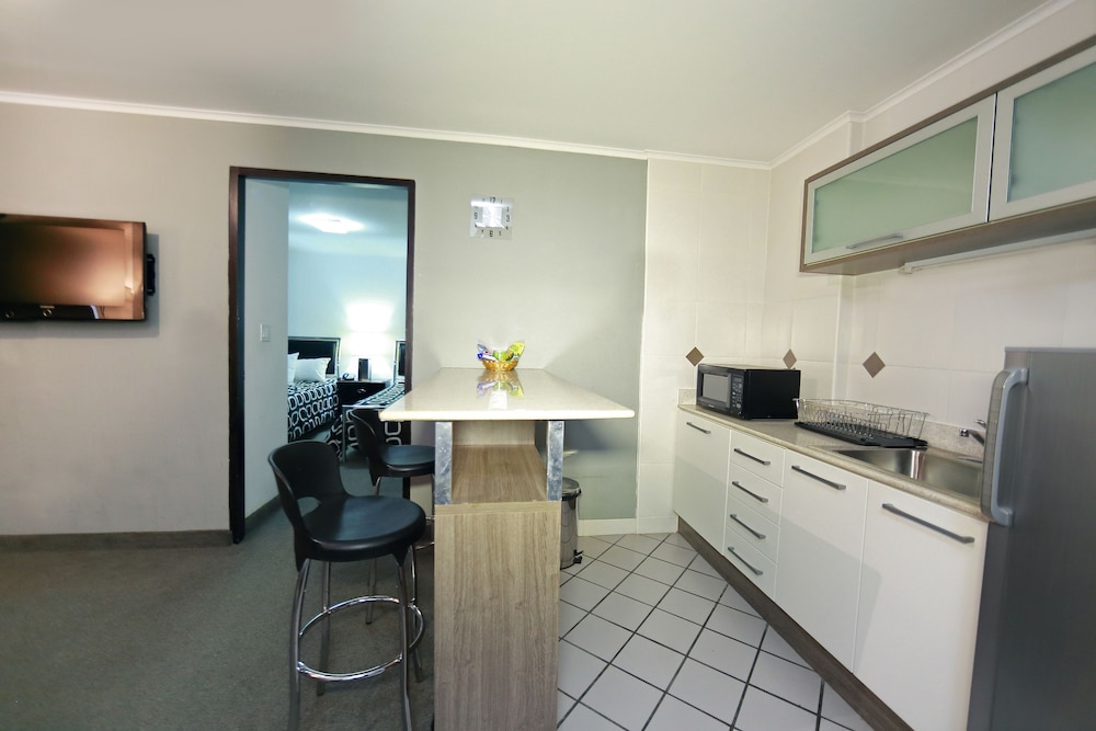 

Bologna - Panama - Hotel Suites Ambassador