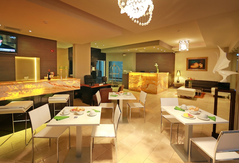 

Bari - Panama - Hotel Suites Ambassador