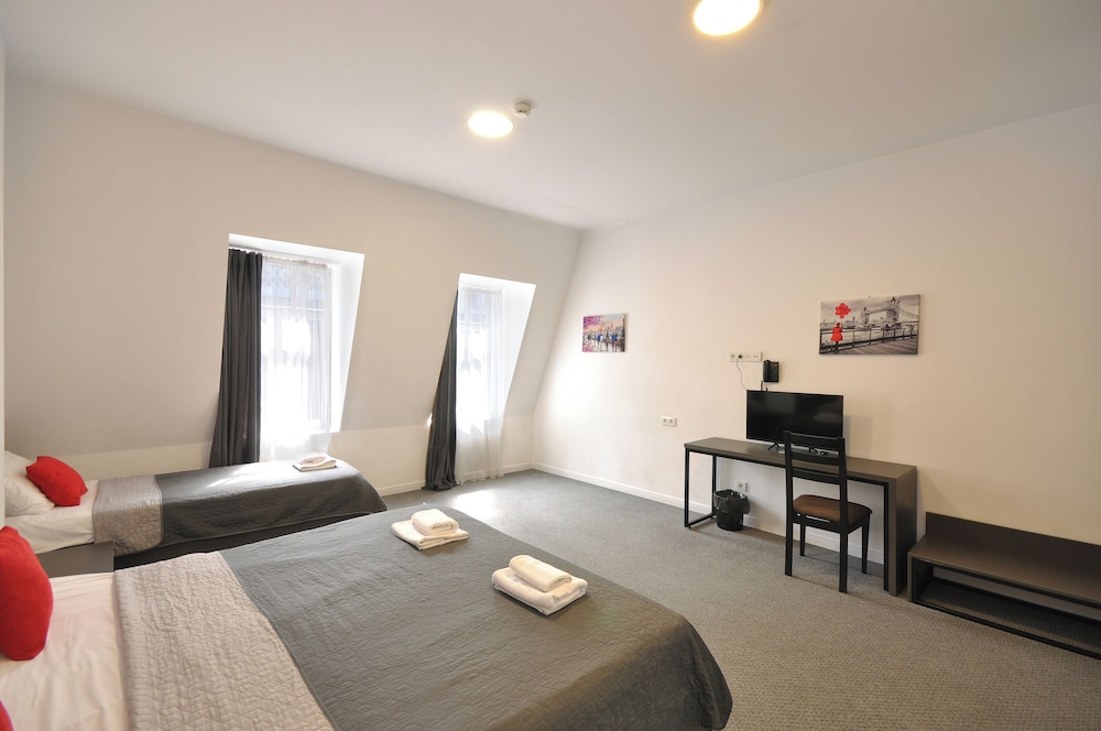 

Bologna - Tbilisi - Meidan Inn