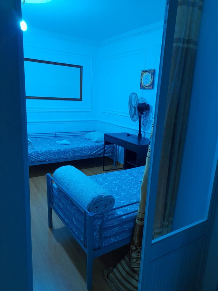 

Milano - Caparica - Garden Guest House