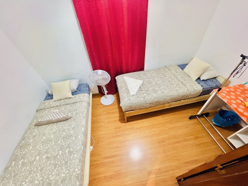 

Bologna - Almada - Garden Guest House