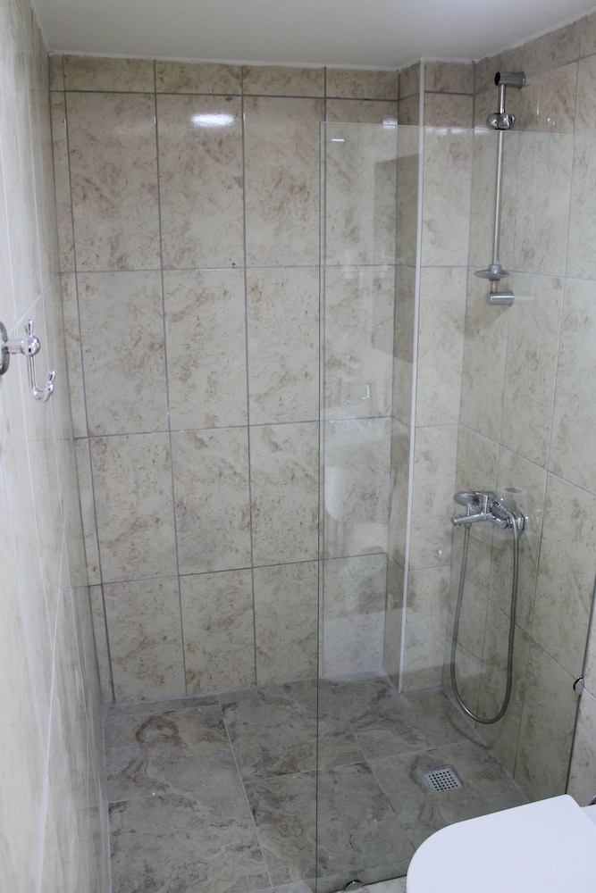 

Milano - Ankara - Hotel Abro Necatibey