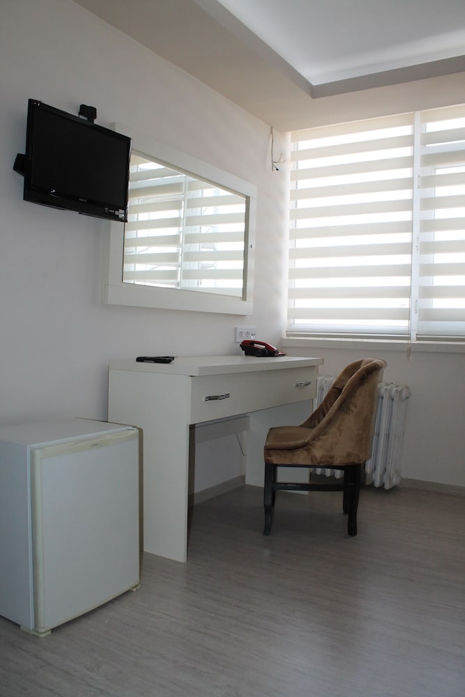 

Bari - Ankara - Hotel Abro Necatibey