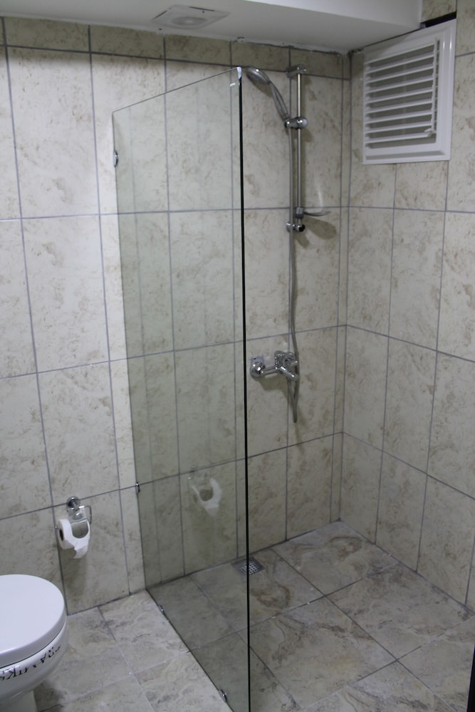 

Milano - Ankara - Hotel Abro Necatibey
