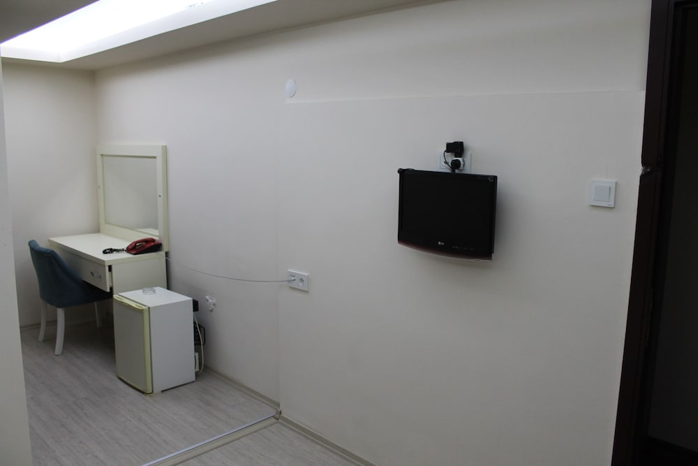 

Venezia - Ankara - Hotel Abro Necatibey